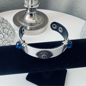 ♥️ Country Western Style Faux Leather Bracelet 7.5” Snap Band